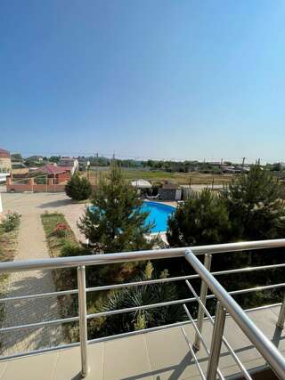 Гостиница Альтера Поповка Трехместный номер «Комфорт»-9