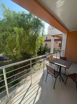 Гостиница Альтера Поповка Трехместный номер «Комфорт»-10